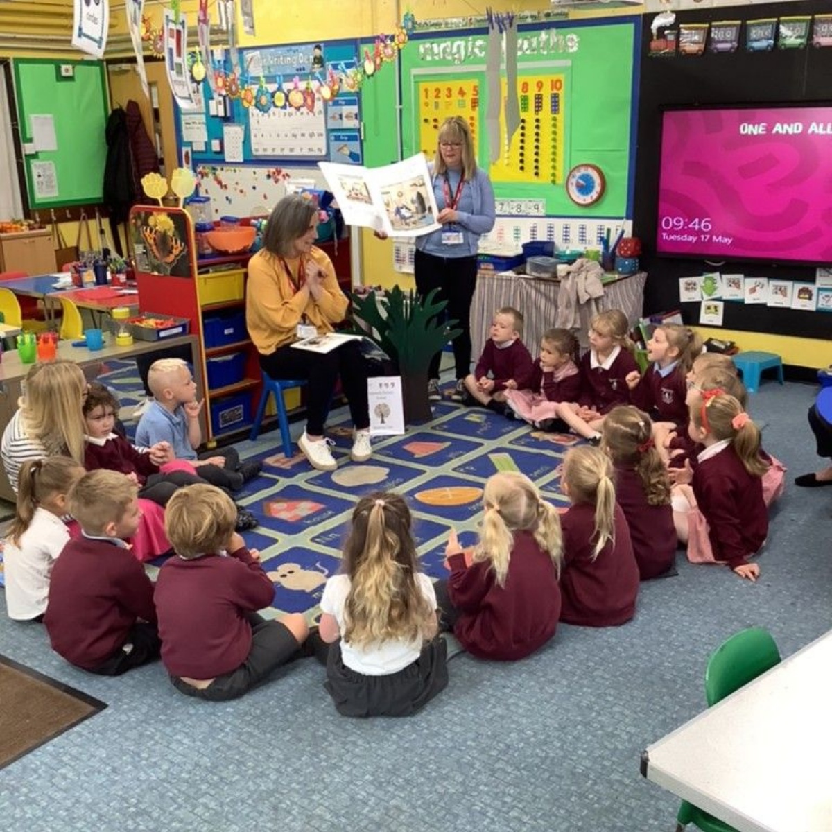 Dobwalls Community Primary School Library Visit